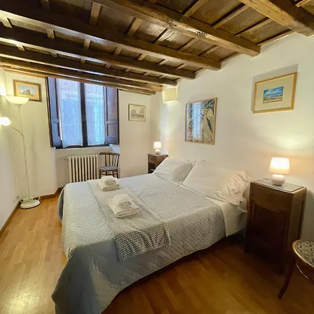 Very Special Place In The Heart Of Apartmán